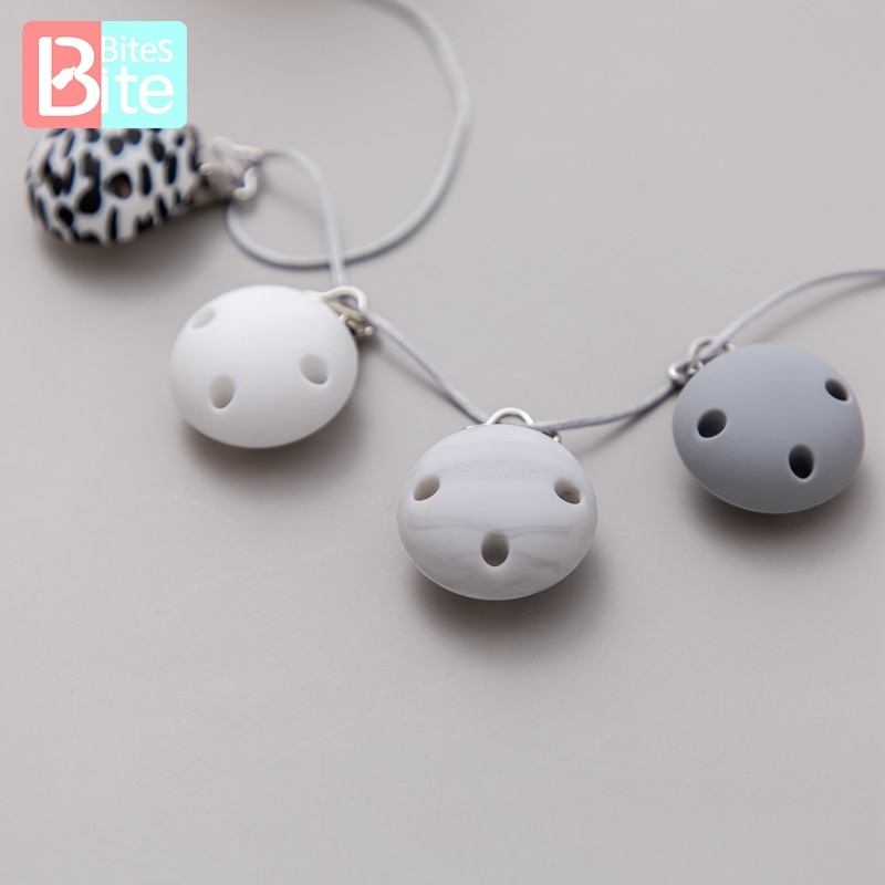 Bite Bites 4pcs Baby Pacifier Clip Three Holes Leopard Marble Round Silicone Holder Clip Infant Nipple Clasps Baby Product